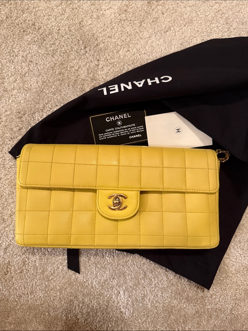 Vintage Chanel Chocolate bar East West - Yellow Quilted Leather Flap